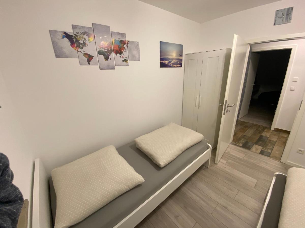Ferienwohnung Air-Base - Playmobil, Messe, Nuernberg, Fuerth, Ansbach In 20 Minuten Erreichbar Grosshabersdorf Εξωτερικό φωτογραφία